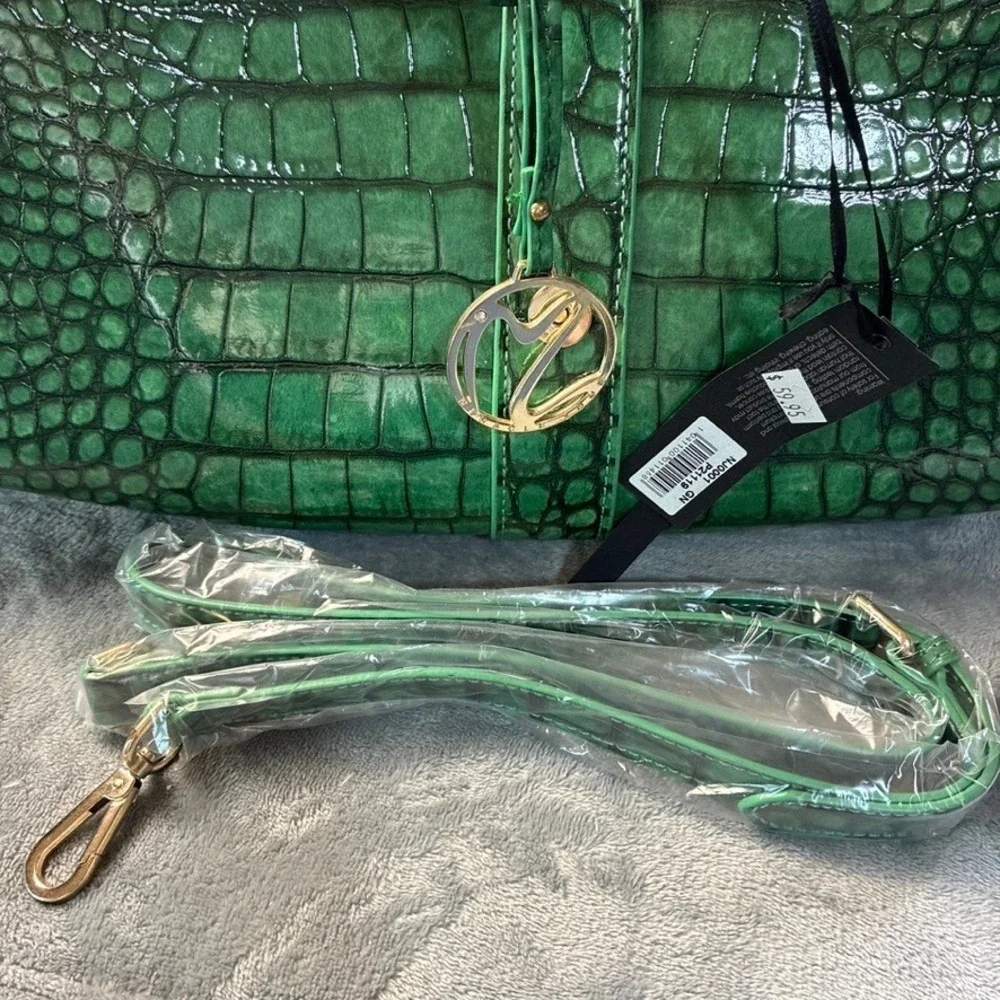 NEW Miracle Zone Green Croc Embossed Satchel Handbag Gold Hardware NJ0001 GN